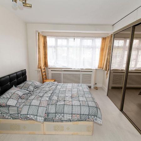 Oak Avenue Home Croydon Bagian luar foto